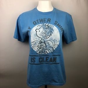 Peanuts Women’s Graphic Tee Size Large